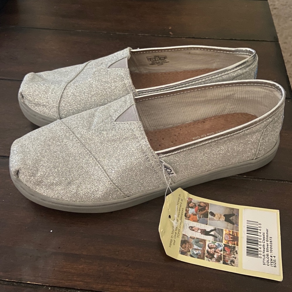 Toms